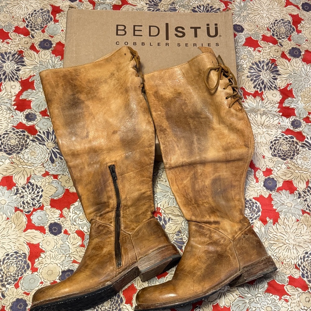 BED|STU Women’s Tall Lace-Up Leather Boots in Distressed Tan